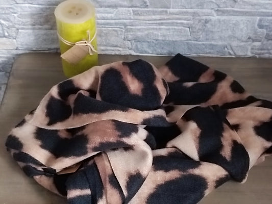 Echarpe motif léopard